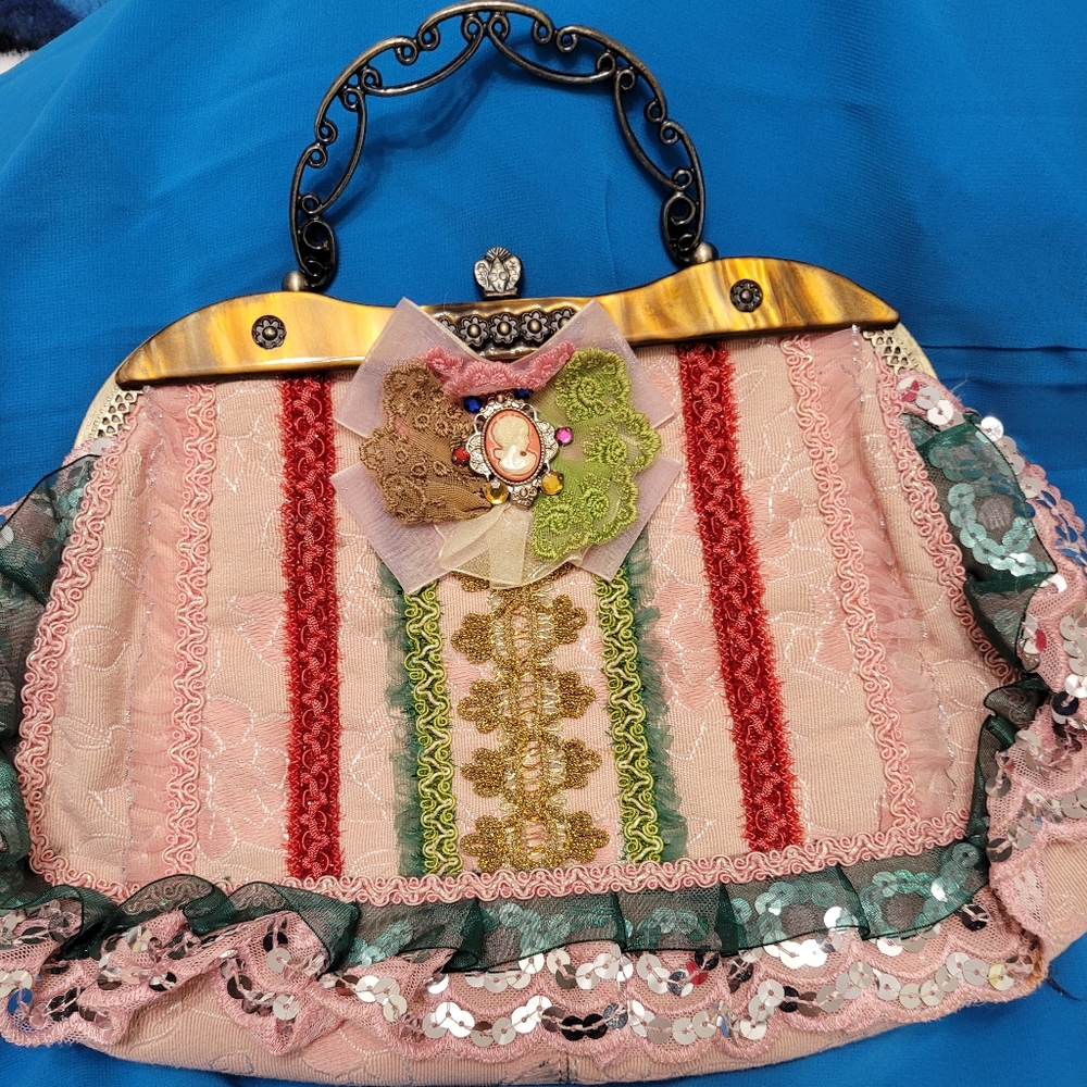 Vintage purse